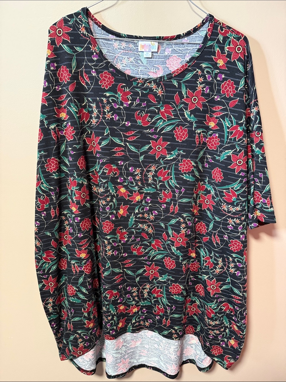 LuLaRoe Black Long Sleeve Floral Scoop Neck Top - Red & Green